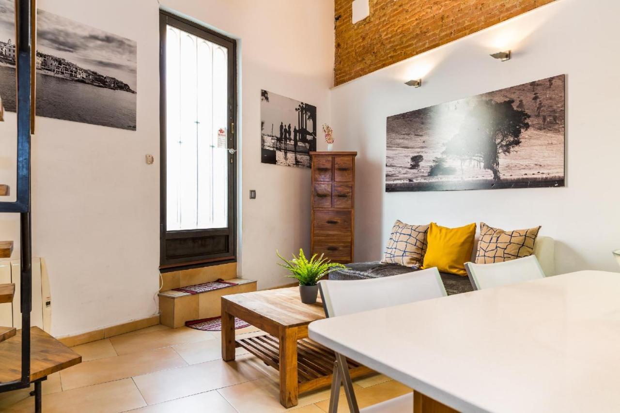 Fridays Flats Dreamy Duplex - Stylish Beach Loft Barcelona Eksteriør billede