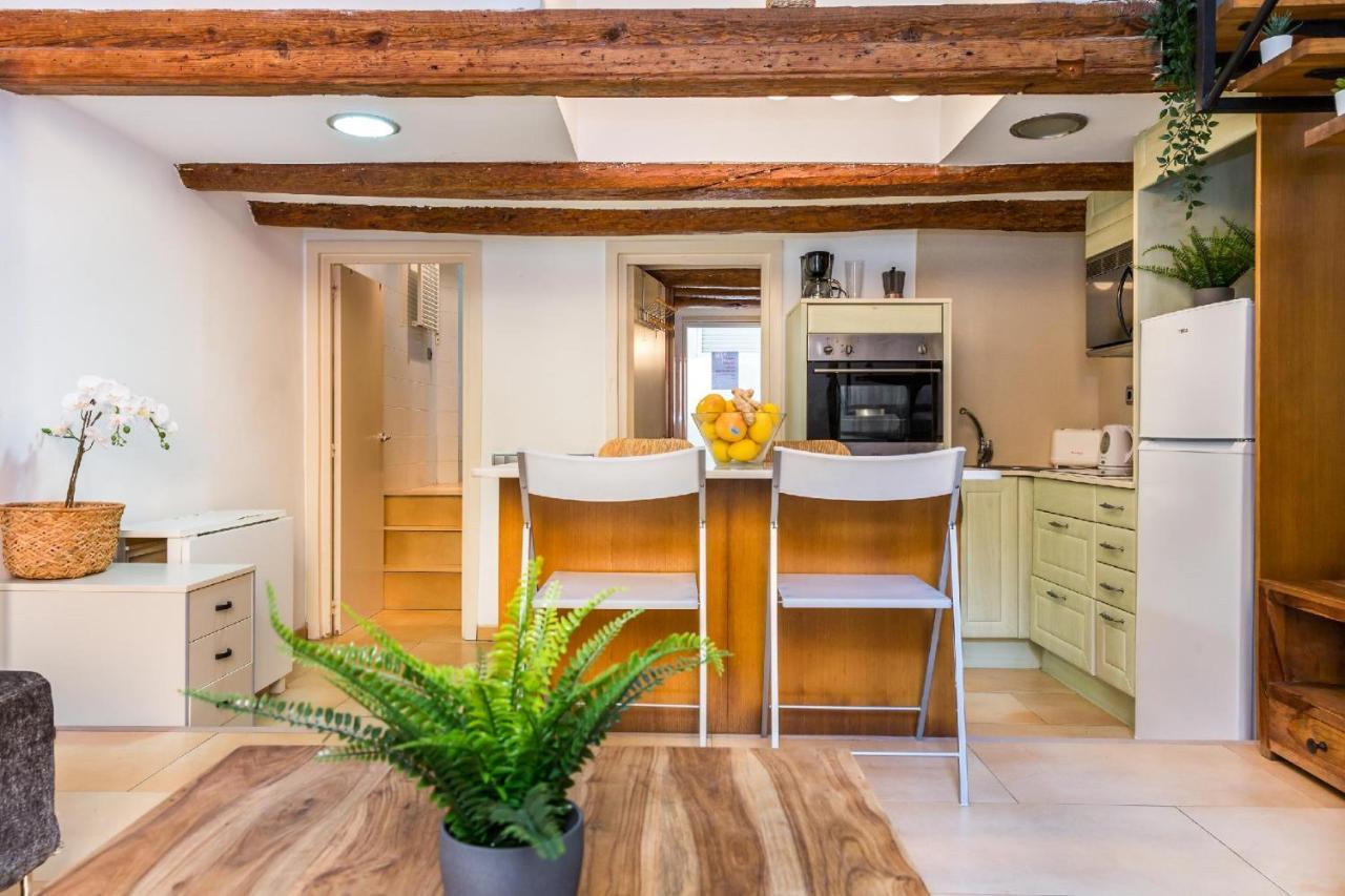 Fridays Flats Dreamy Duplex - Stylish Beach Loft Barcelona Eksteriør billede